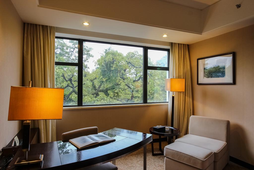 Guangdong Yingbin Hotel-Free Canton Fair Shuttle Bus Extérieur photo