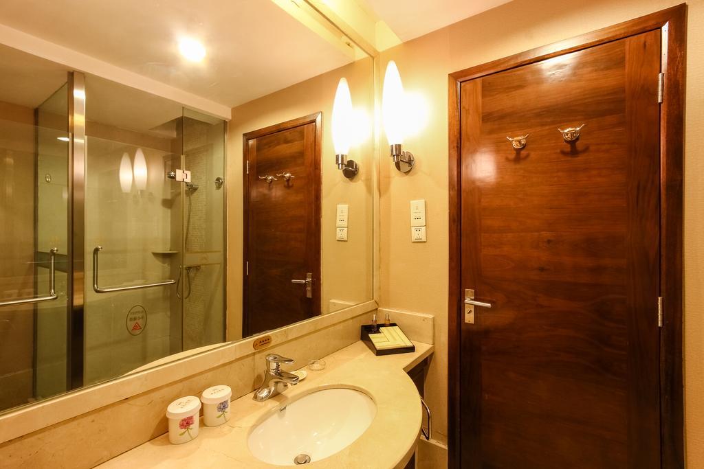 Guangdong Yingbin Hotel-Free Canton Fair Shuttle Bus Extérieur photo