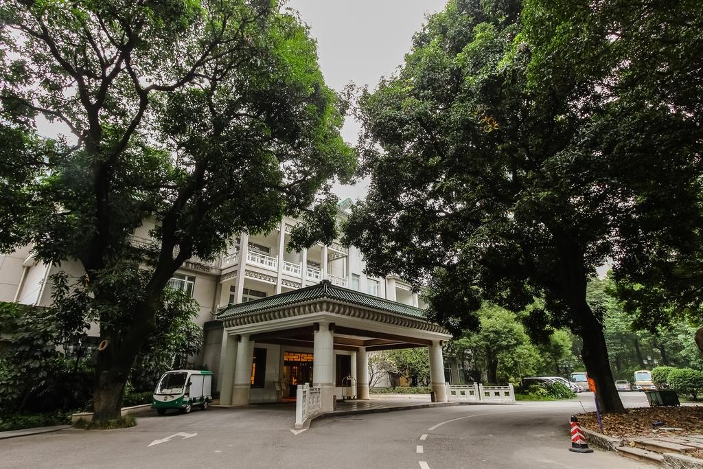 Guangdong Yingbin Hotel-Free Canton Fair Shuttle Bus Extérieur photo